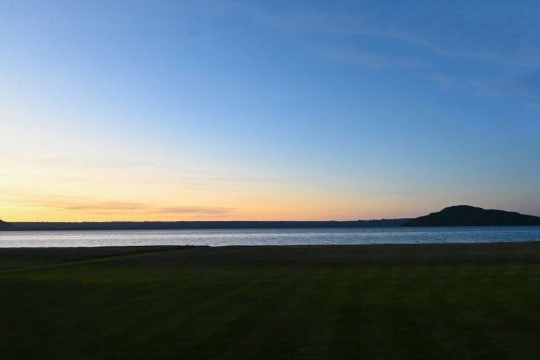 Photo of property in 10a Cooper Avenue, Holdens Bay, Rotorua, 3010