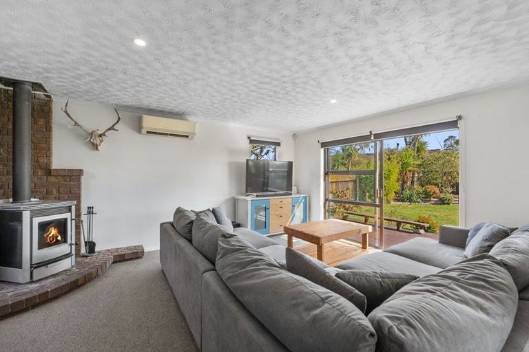 Photo of property in 104 Hyde Avenue, Richmond Heights, Taupo, 3330