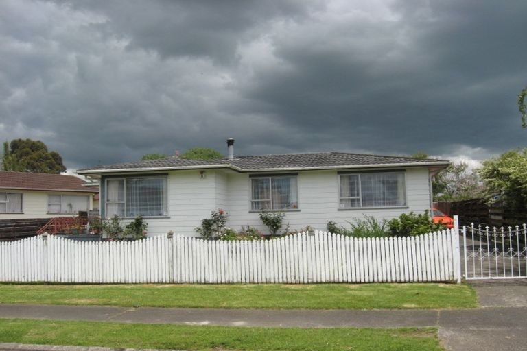 Photo of property in 22 Arnwood Street, Manurewa, Auckland, 2102