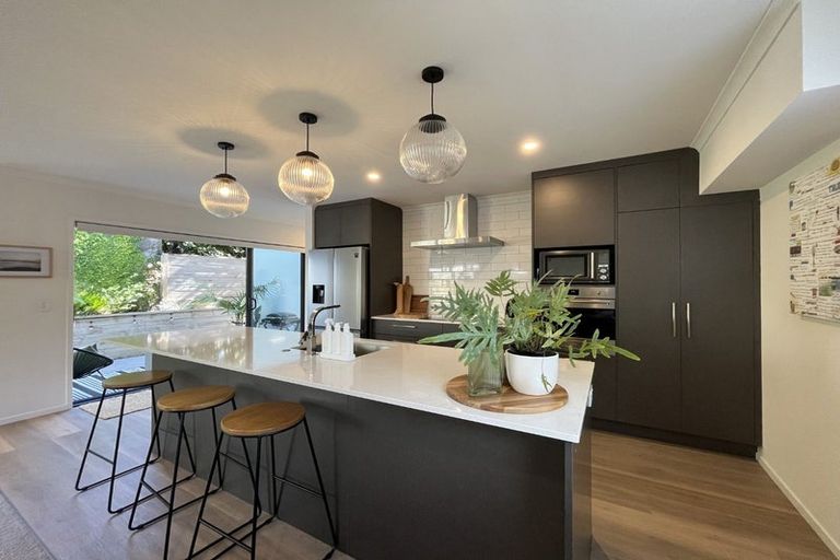 Photo of property in 92a Lemon Street, New Plymouth, 4312