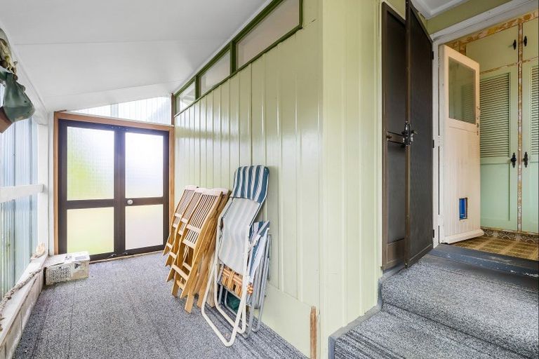 Photo of property in 154 Te Rangitautahanga Road, Turangi, 3334