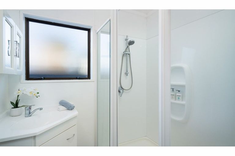 Photo of property in 194a Keyes Road, New Brighton, Christchurch, 8083