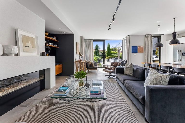 Photo of property in 1/141 Peterborough Street, Christchurch Central, Christchurch, 8013
