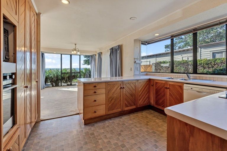 Photo of property in 31a The Esplanade, Eastern Beach, Auckland, 2012