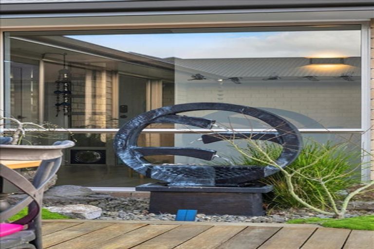 Photo of property in 8 Mortlake Heights, Pyes Pa, Tauranga, 3112