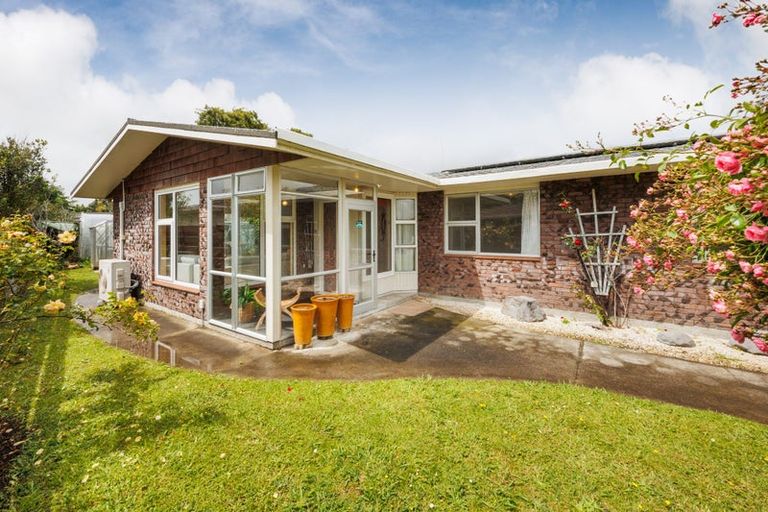 Photo of property in 4 Cramer Place, Awapuni, Palmerston North, 4412