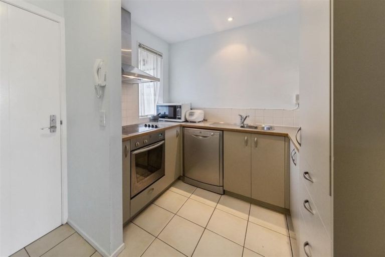 Photo of property in 5/26 Oneroa Road, East Tamaki, Auckland, 2013