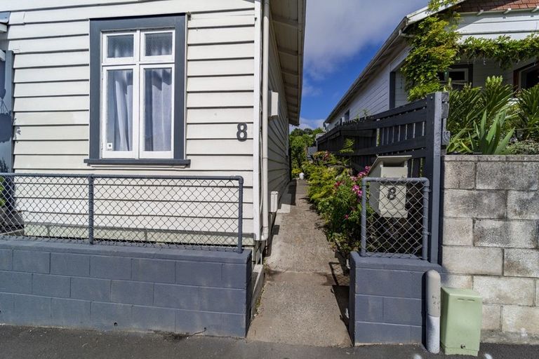 Photo of property in 8 Chaucer Road, Hospital Hill, Napier, 4110