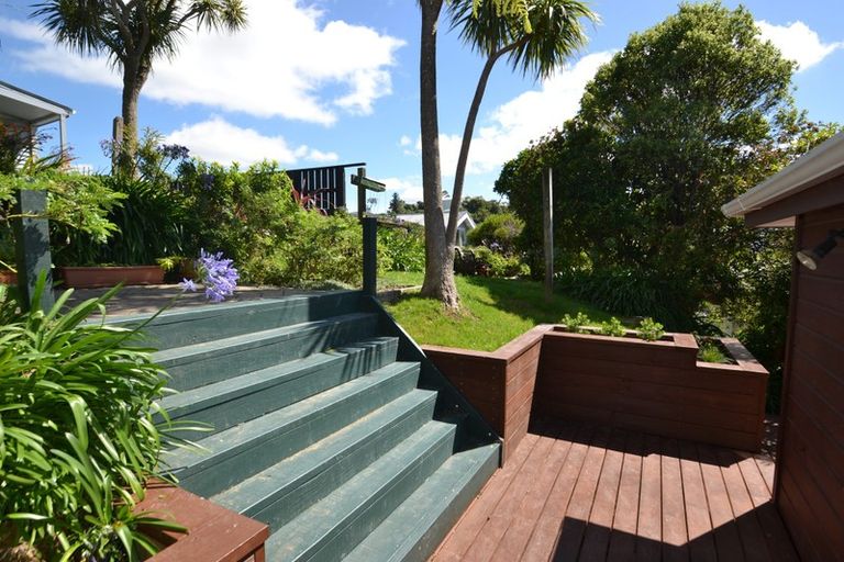 Photo of property in 84 Raroa Road, Kelburn, Wellington, 6012