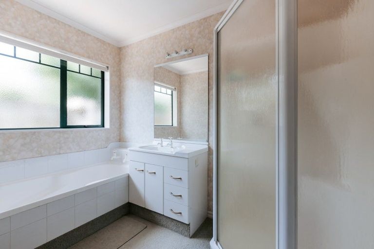 Photo of property in 11 Santa Monica Drive, Papamoa Beach, Papamoa, 3118