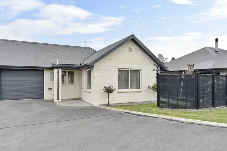Photo of property in 20b Victoria Street, Rangiora, 7400