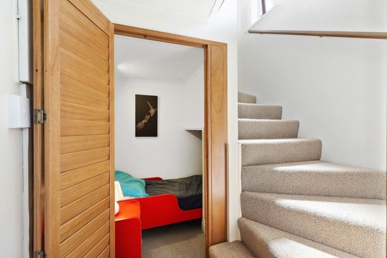 Photo of property in 4 Gordon Road, Plimmerton, Porirua, 5026