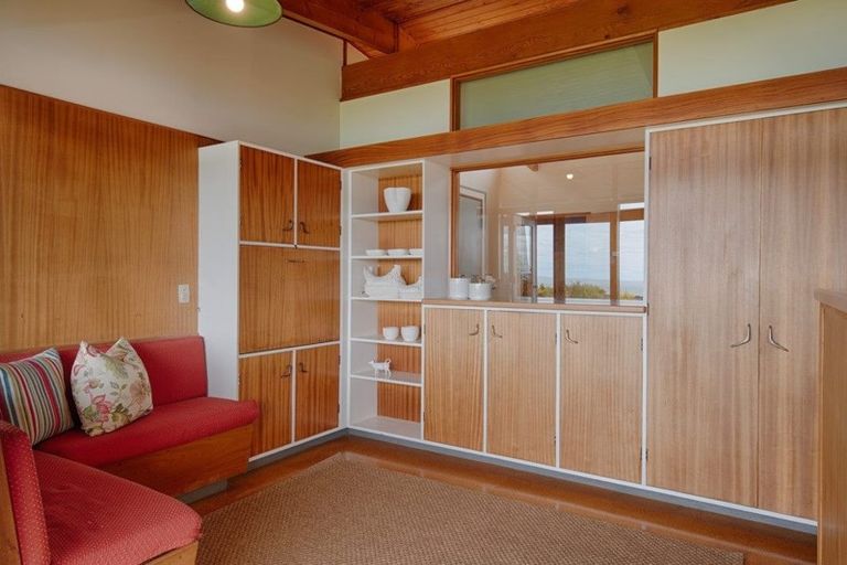 Photo of property in 50 Castor Bay Road, Castor Bay, Auckland, 0620