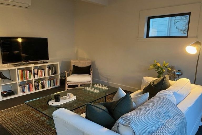 Photo of property in 153 Carlyle Street, Napier South, Napier, 4110