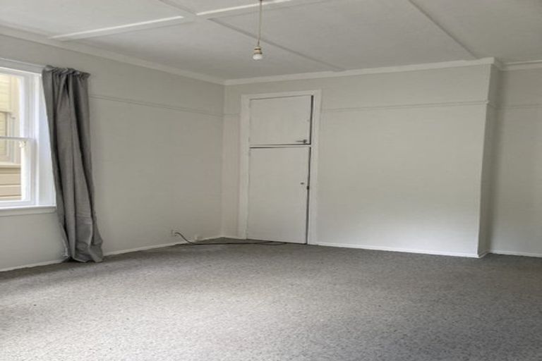 Photo of property in 43 Honiana Te Puni Street, Aro Valley, Wellington, 6021