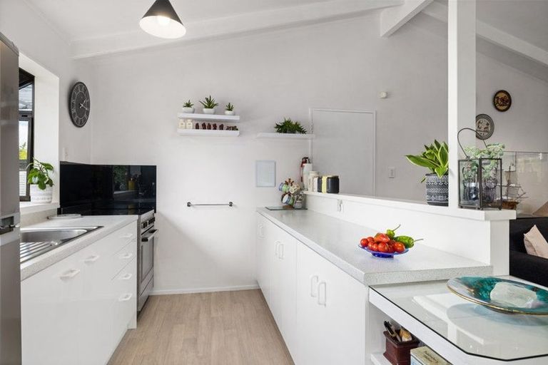 Photo of property in 36 Stanners Road, Kerikeri, 0295