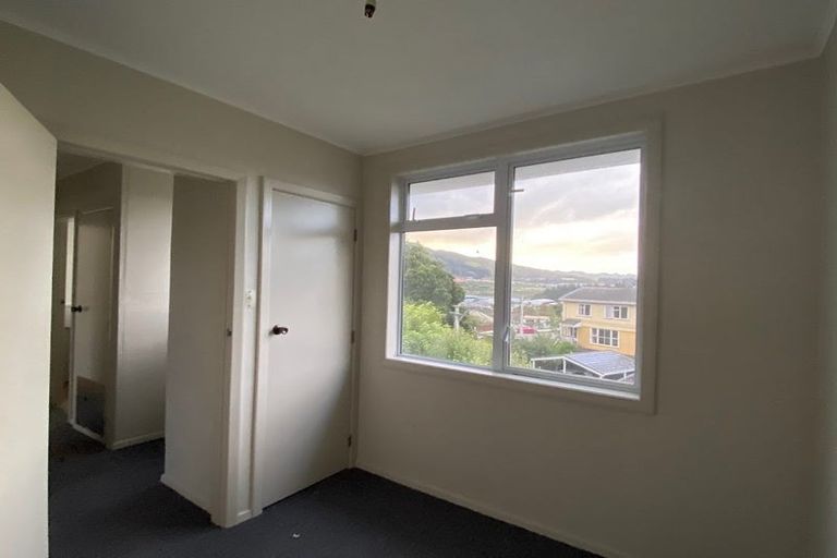 Photo of property in 56 Coates Street, Tawa, Wellington, 5028