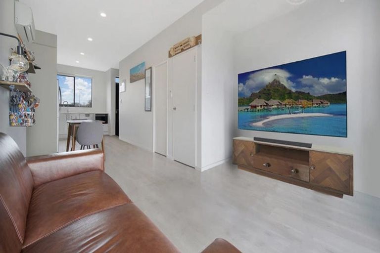 Photo of property in 53 Te Aparangi Road, Papakura, 2110