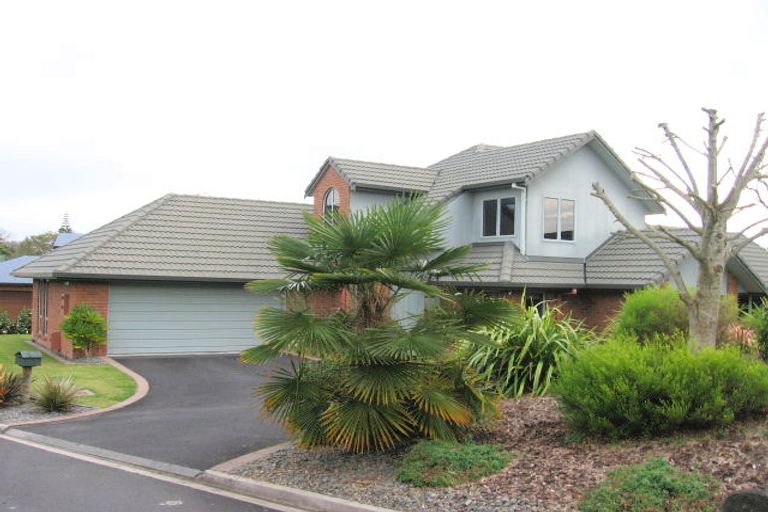 Photo of property in 11 Dallinger Street, St Andrews, Hamilton, 3200