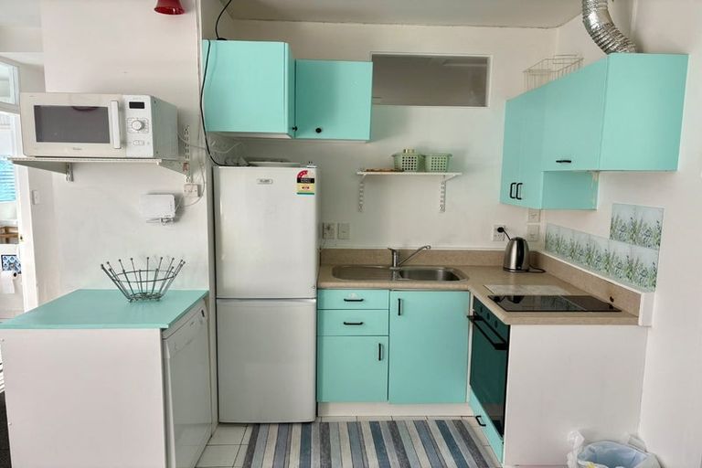 Photo of property in Regency Apartments, 3g/49 Manners Street, Te Aro, Wellington, 6011