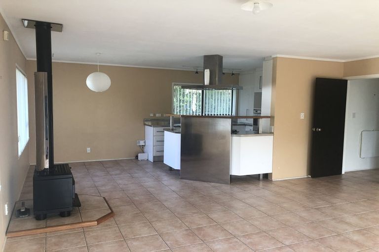 Photo of property in 3/24 Harley Road, Hauraki, Auckland, 0622