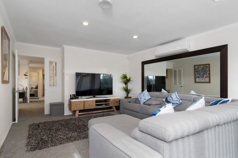 Photo of property in 6 Palm Court, Mount Maunganui, 3116