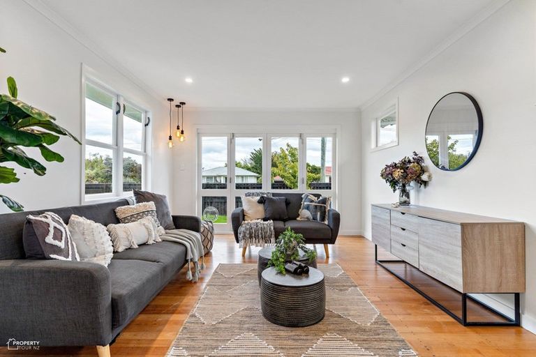 Photo of property in 2 Windsor Street, Solway, Masterton, 5810