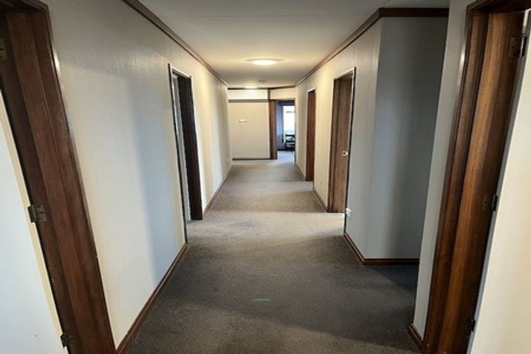 Photo of property in 5 Hislop Street, Riversdale, 9776