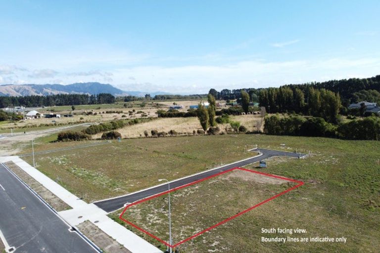 Photo of property in 8 Hapeta Street, Otaki, 5512