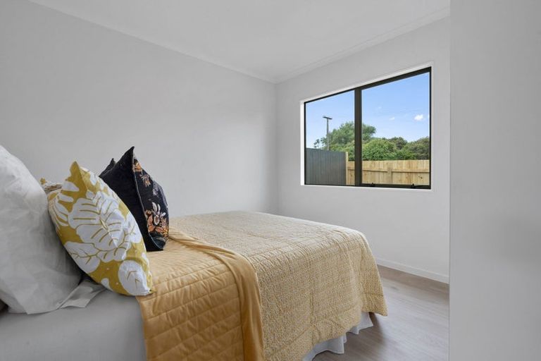 Photo of property in 1 Ashmere Lane, Weymouth, Auckland, 2103