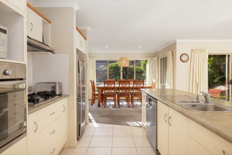 Photo of property in 92 Westmorland Rise, Bethlehem, Tauranga, 3110