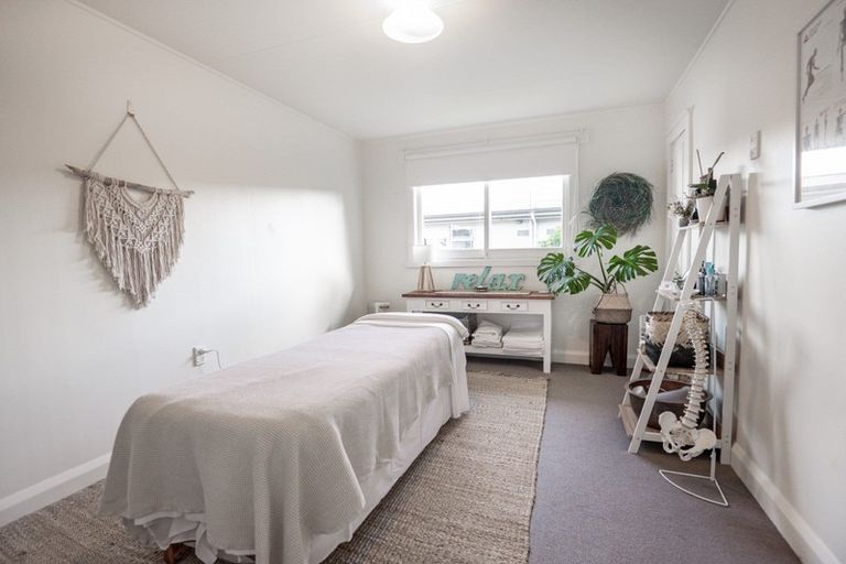 Photo of property in 1028 Saint Aubyn Street West, Frimley, Hastings, 4120