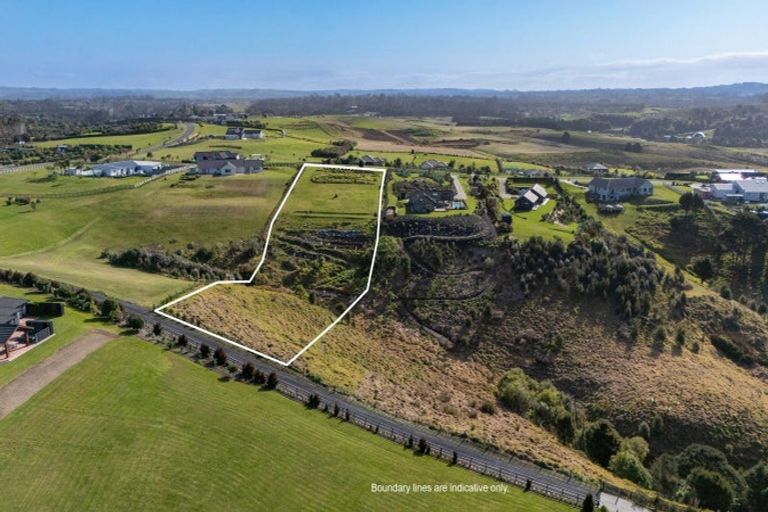 Photo of property in 6 Fernbird Grove, Kerikeri, 0294