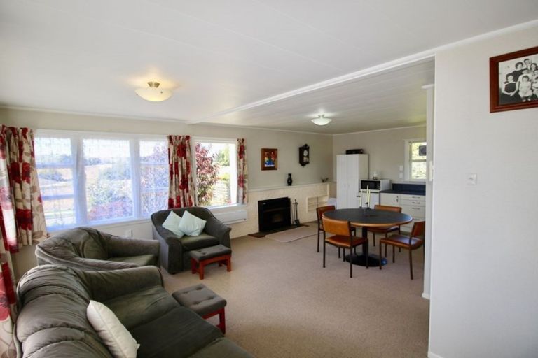 Photo of property in 2 Cambridge Place, Holmes Hill, Oamaru, 9401
