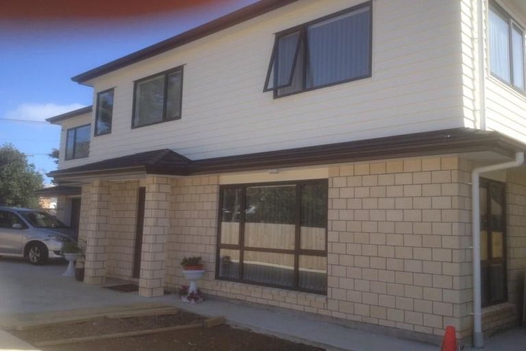 Photo of property in 39 Landon Avenue, Mangere East, Auckland, 2024