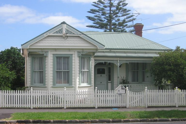 Photo of property in 8 Allenby Avenue, Devonport, Auckland, 0624