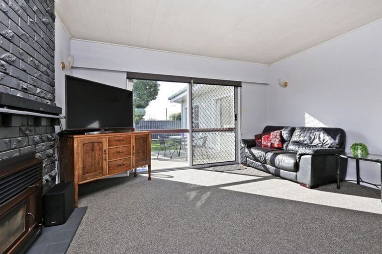 Photo of property in 1 Arney Street, Tamatea, Napier, 4112