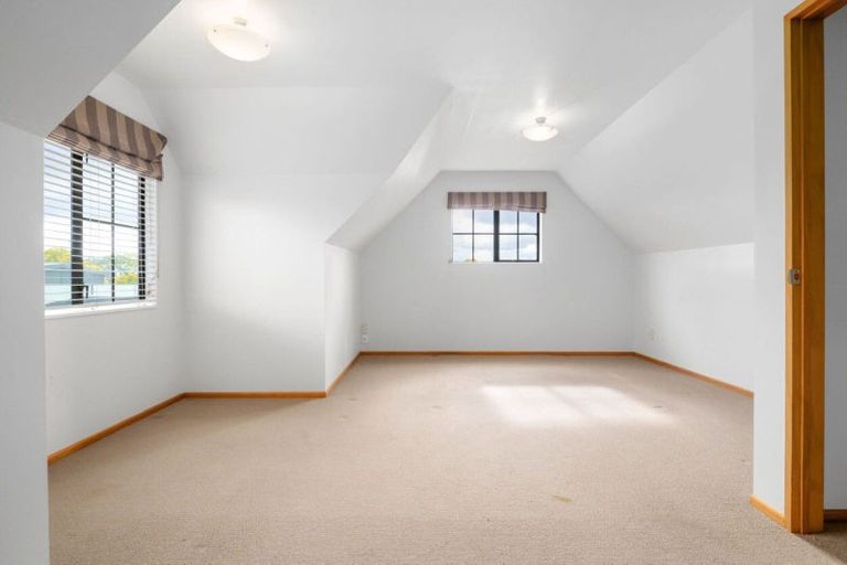 Photo of property in 63 Houchens Road, Glenview, Hamilton, 3206