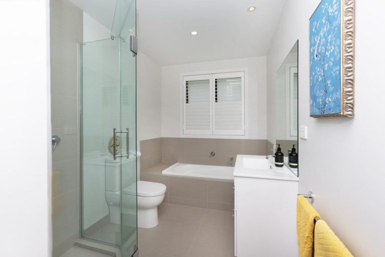 Photo of property in 6 Tilly Lane, Huapai, Kumeu, 0810