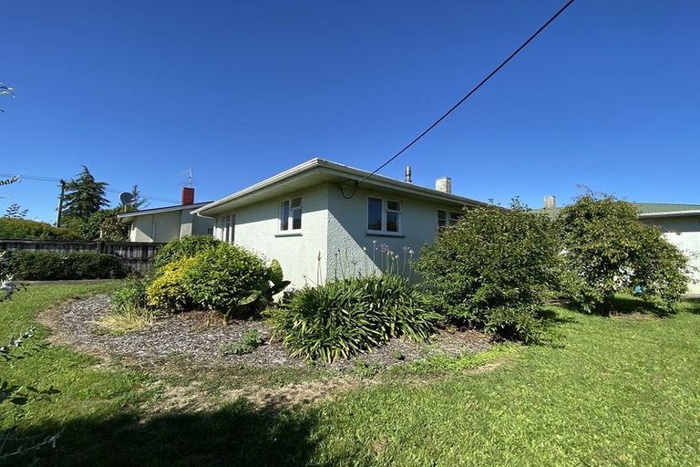 Photo of property in 181 Commercial Street, Takaka, 7110