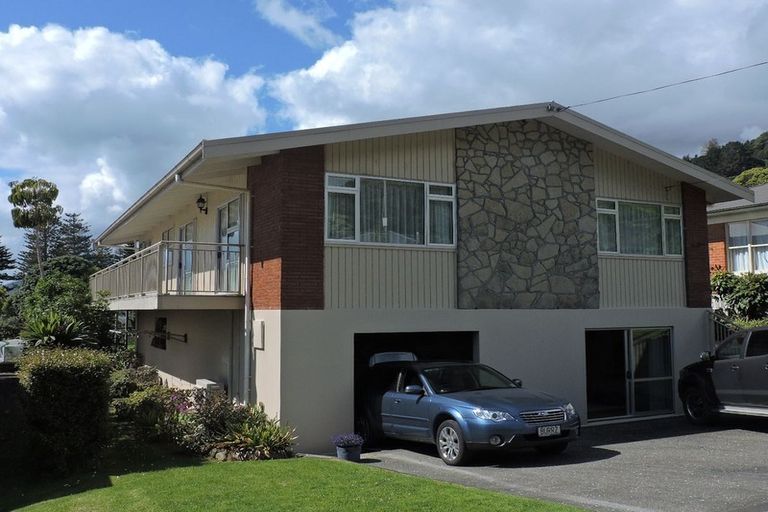 Photo of property in 9 Patui Avenue, Ngarimu Bay, Thames, 3575