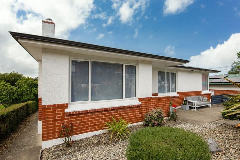 Photo of property in 9 Ettrick Street, Glenross, Dunedin, 9011