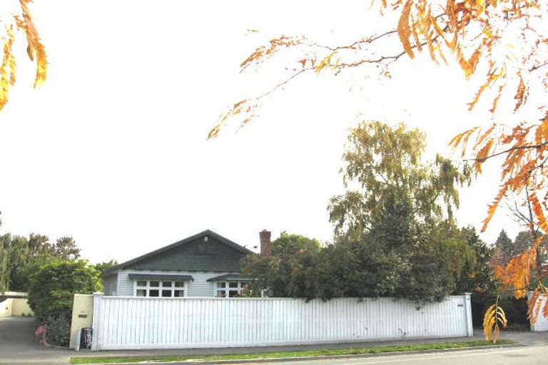 Photo of property in 129 Clyde Road, Ilam, Christchurch, 8041
