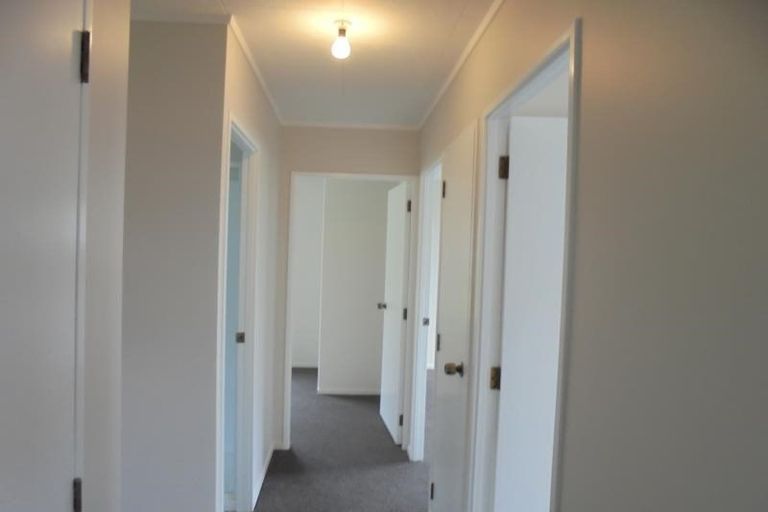 Photo of property in 7 Tern Place, Unsworth Heights, Auckland, 0632