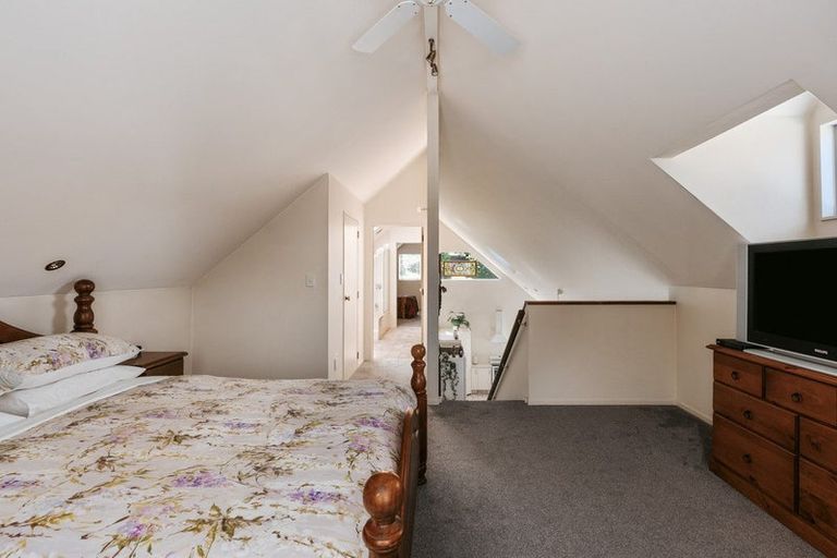 Photo of property in 1 Grasmere Way, Bethlehem, Tauranga, 3110