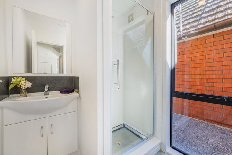 Photo of property in 17 Sayers Crescent, Ilam, Christchurch, 8041