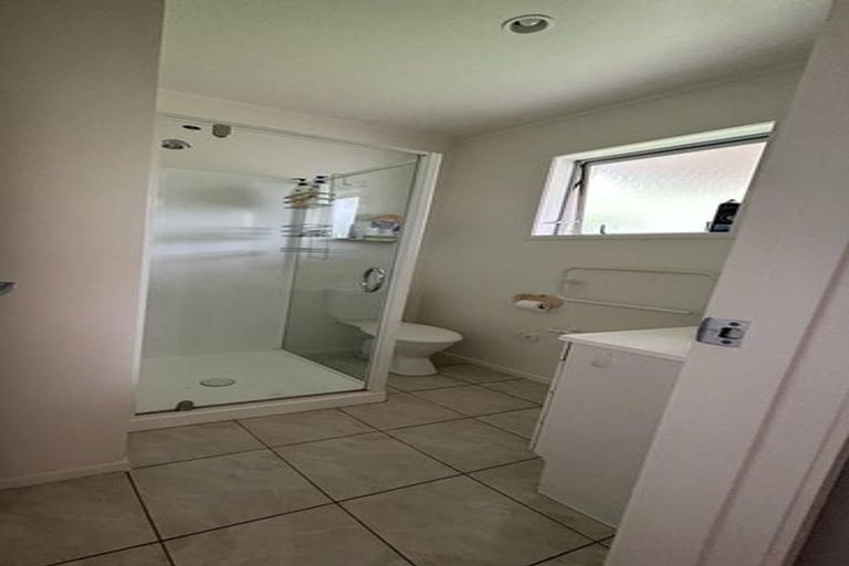 Photo of property in 3/7 Seacliffe Avenue, Belmont, Auckland, 0622