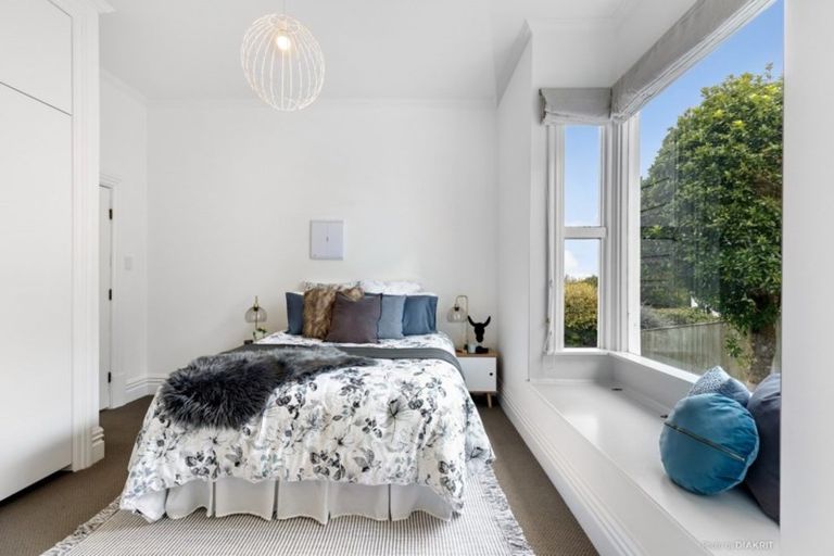 Photo of property in 41 Waru Street, Khandallah, Wellington, 6035