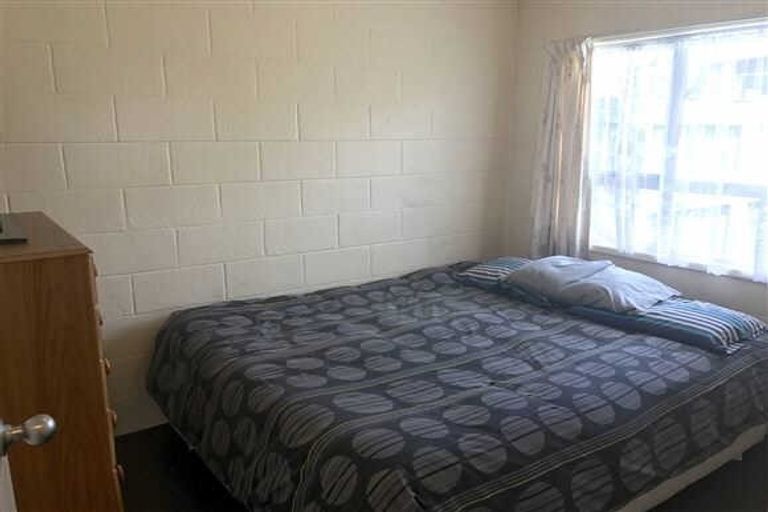 Photo of property in 24 Maire Street, Inglewood, 4330