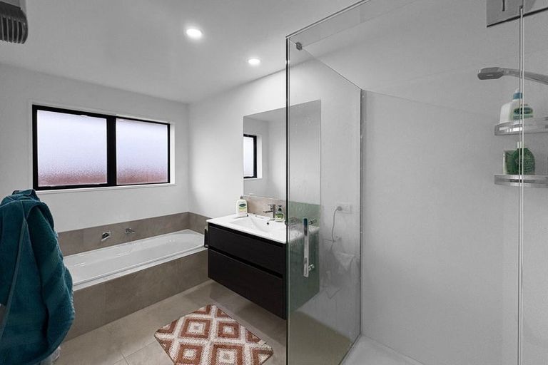 Photo of property in 35a Masefield Drive, Rolleston, 7614